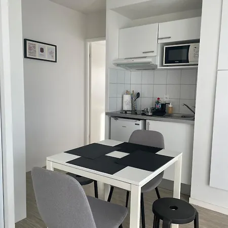 1 Bedroom With Terrace Close To Bordeaux Free Parking Appartamento Cenon